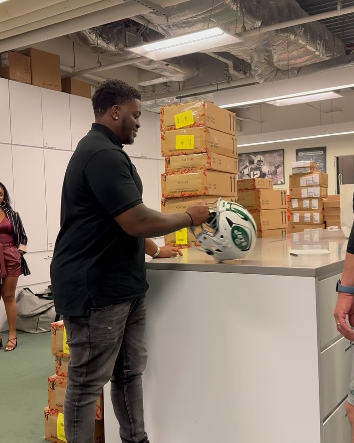 NFL franchise pokes fun at equipment challenges with revealing BTS video.