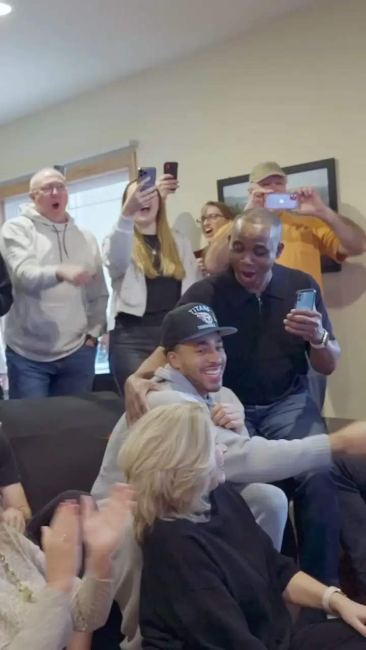 Tennessee Titans Draft Chimere Dike: Emotional Moment As Dreams Become Reality Tennessee Titans Draft Chimere Dike: Emotional Moment As Dreams Become Reality