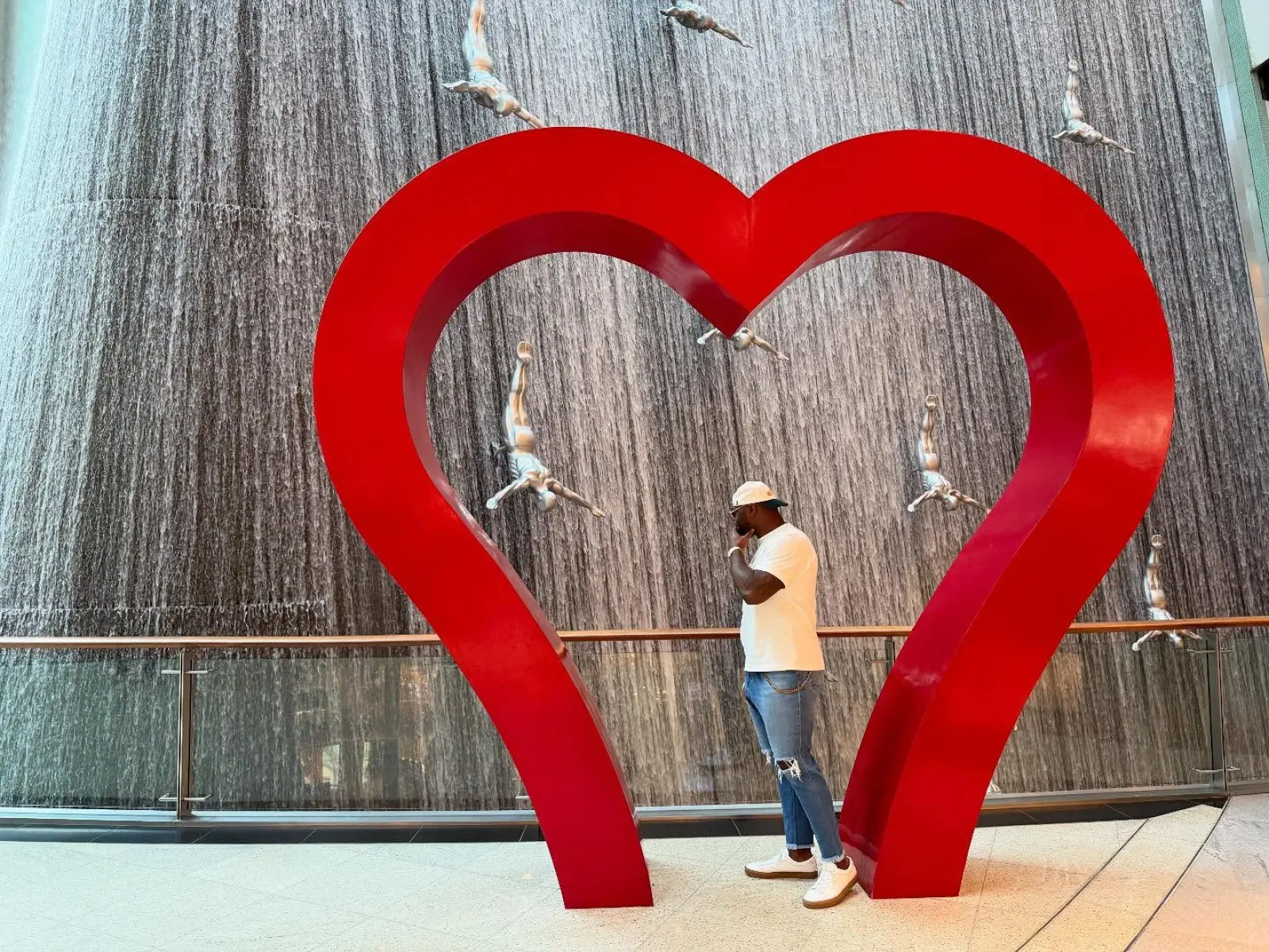 A’Shawn Robinson Spreads Global Peace Message NFL star A'Shawn Robinson posts peace message on Instagram, uniting hearts worldwide truly.