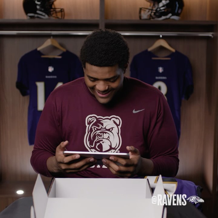 Baltimore Ravens Move Fans With Emotional Iconic Moment