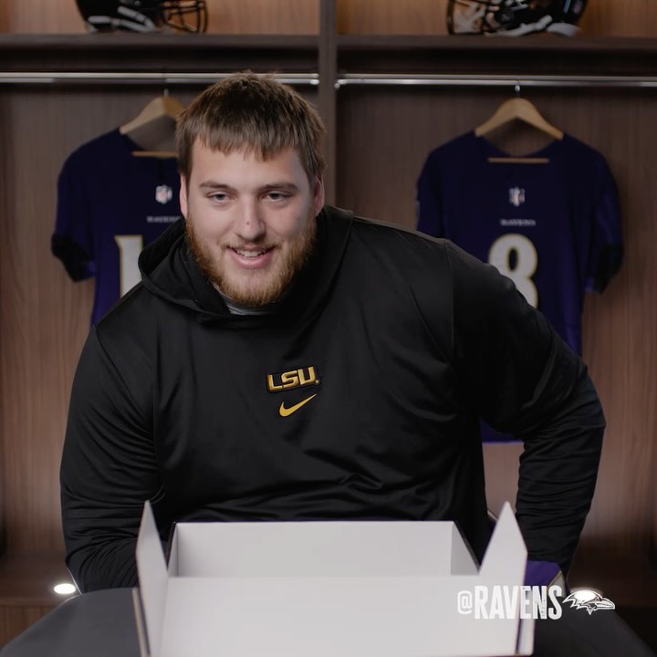 Baltimore Ravens Move Fans With Emotional Iconic Moment