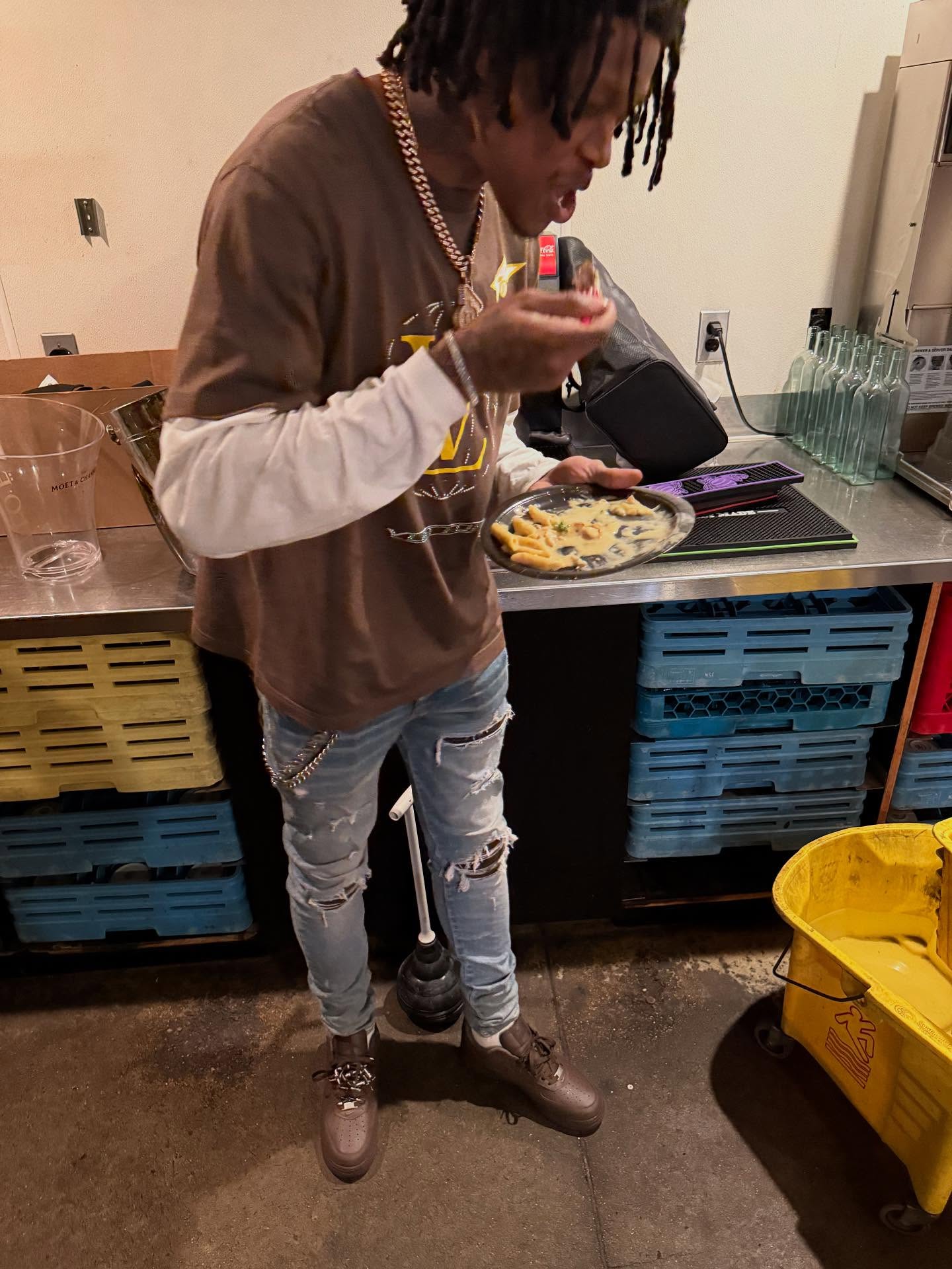 Jameson Williams Unveils Bold New Persona NFL star Jameson Williams stuns fans with a daring post, merging art, grit, and raw vibe!!