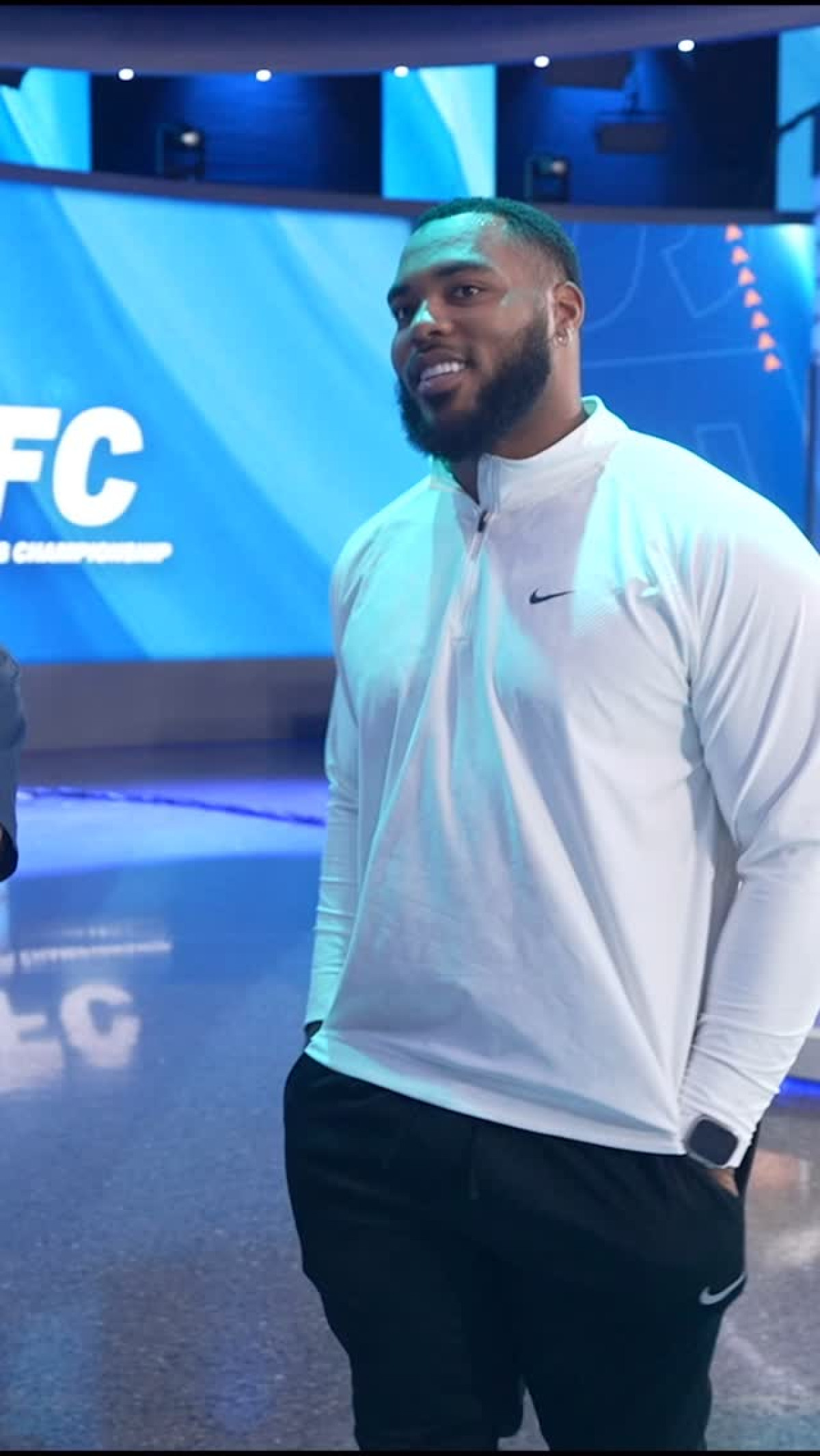 Jeffery Simmons Tours New SFC Headquarters The athlete energetically explores SFC’s bold, modern New Fort Worth HQ.