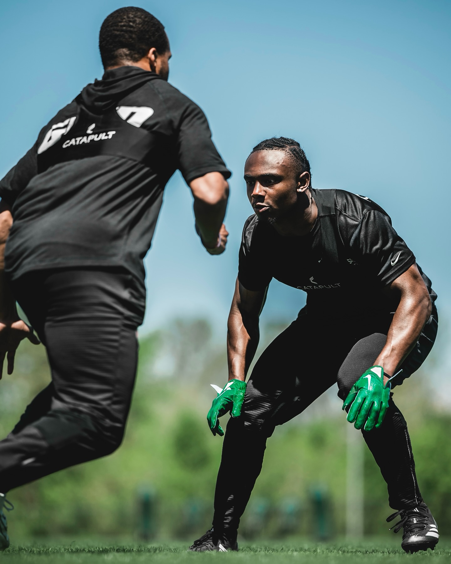 Jets Return To The Outdoors