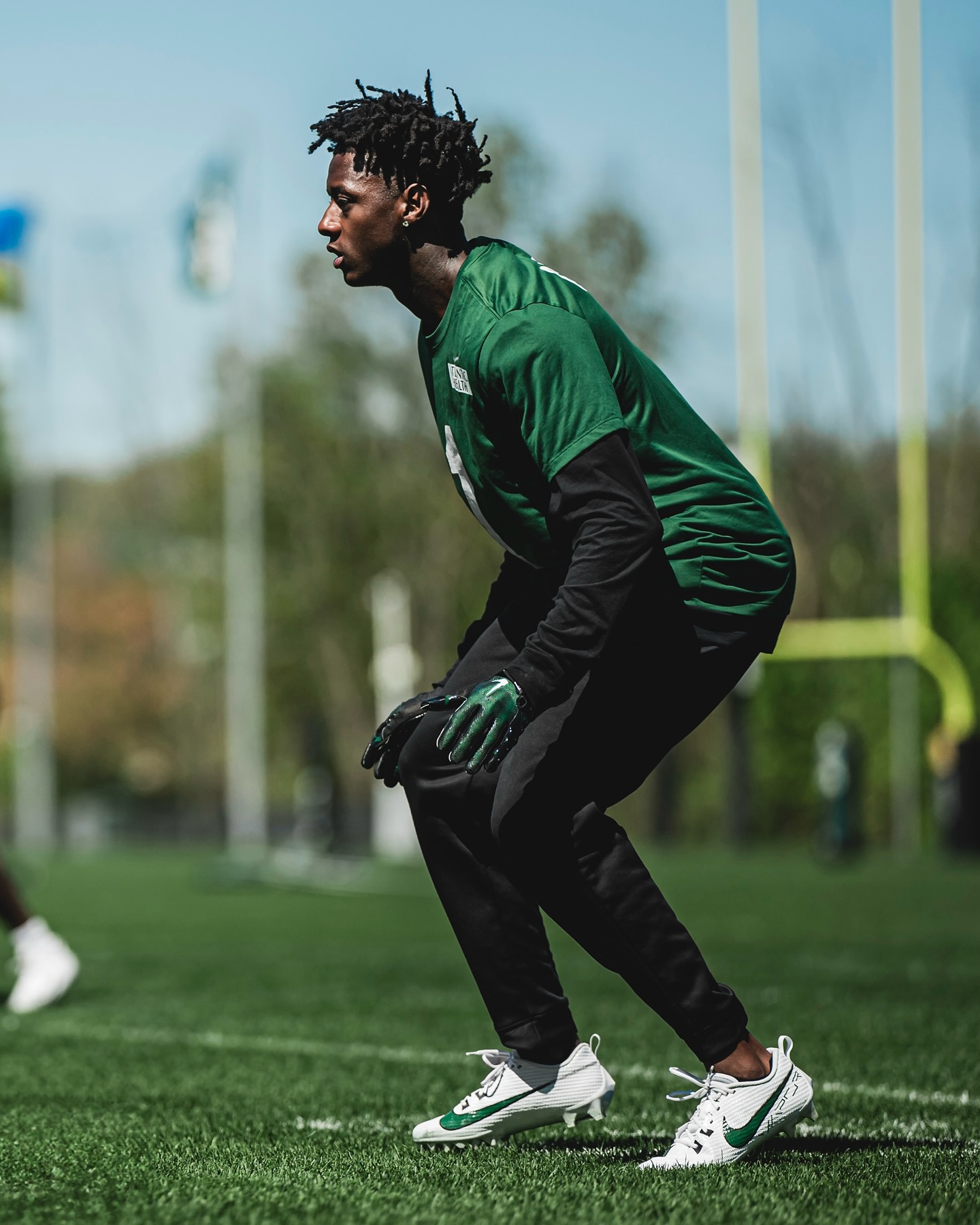 Jets Return To The Outdoors