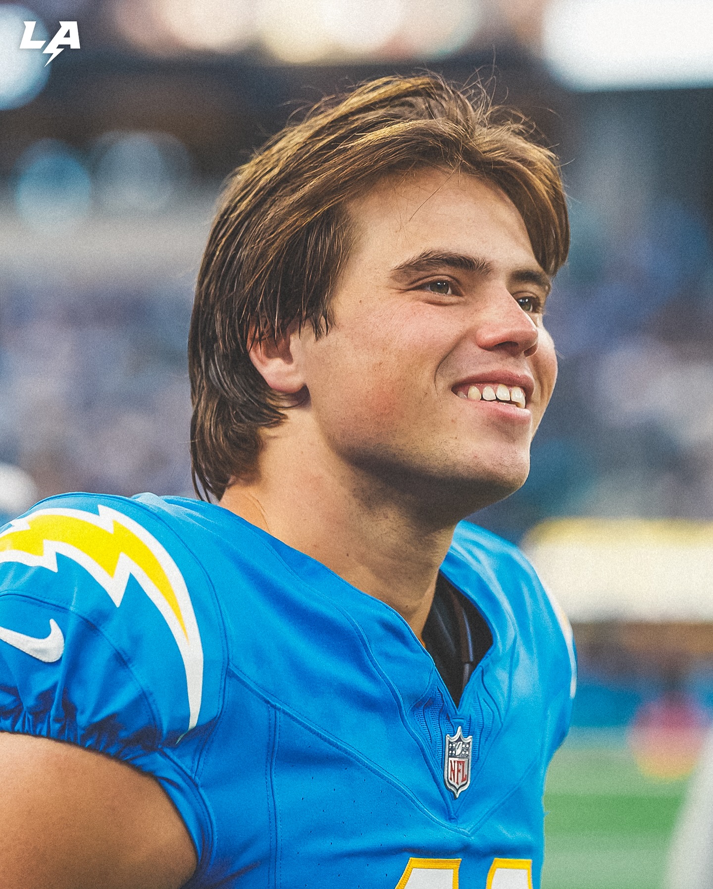 Kicker Dicker Celebrates Birthday With Chargers Cheers