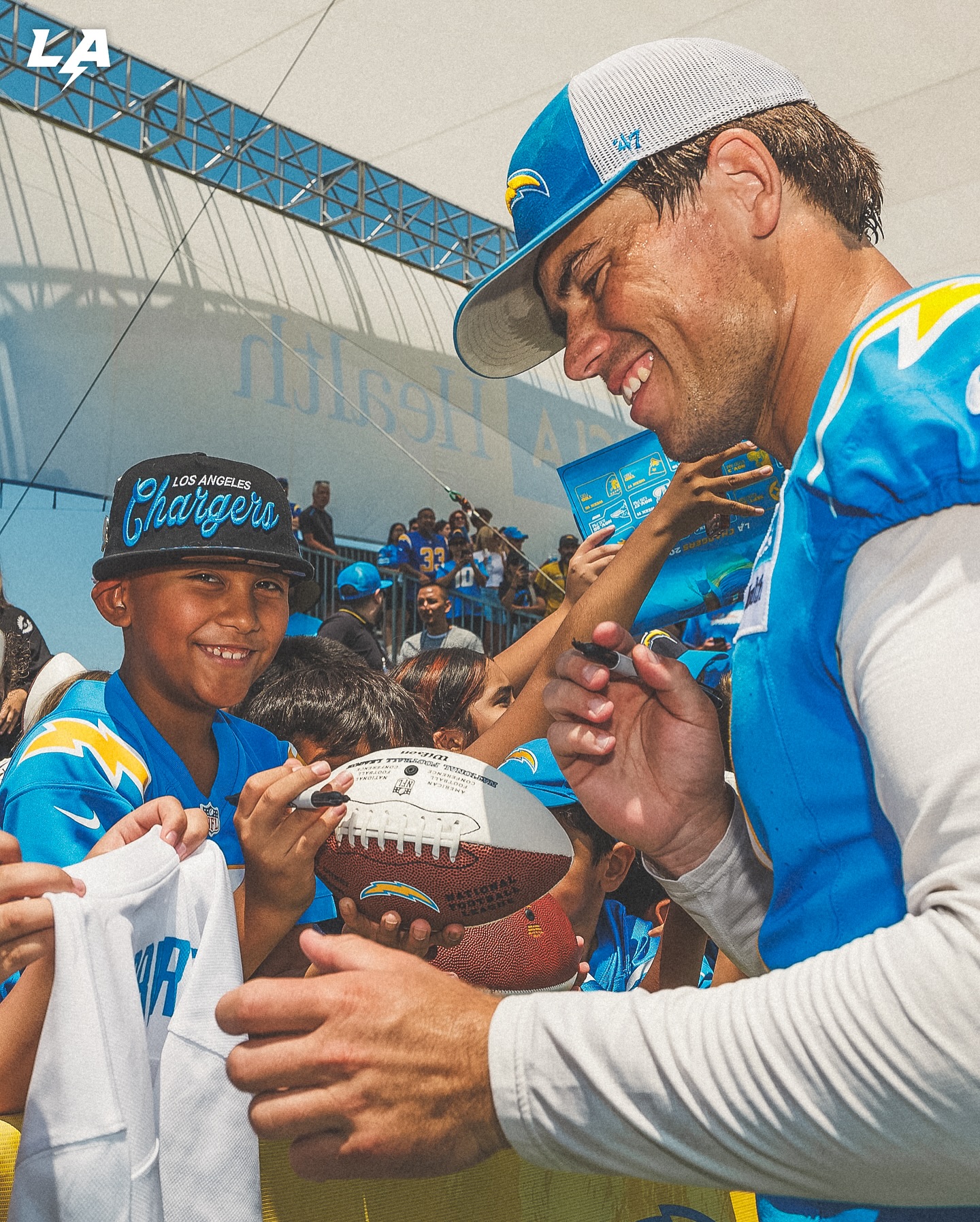 Kicker Dicker Celebrates Birthday With Chargers Cheers