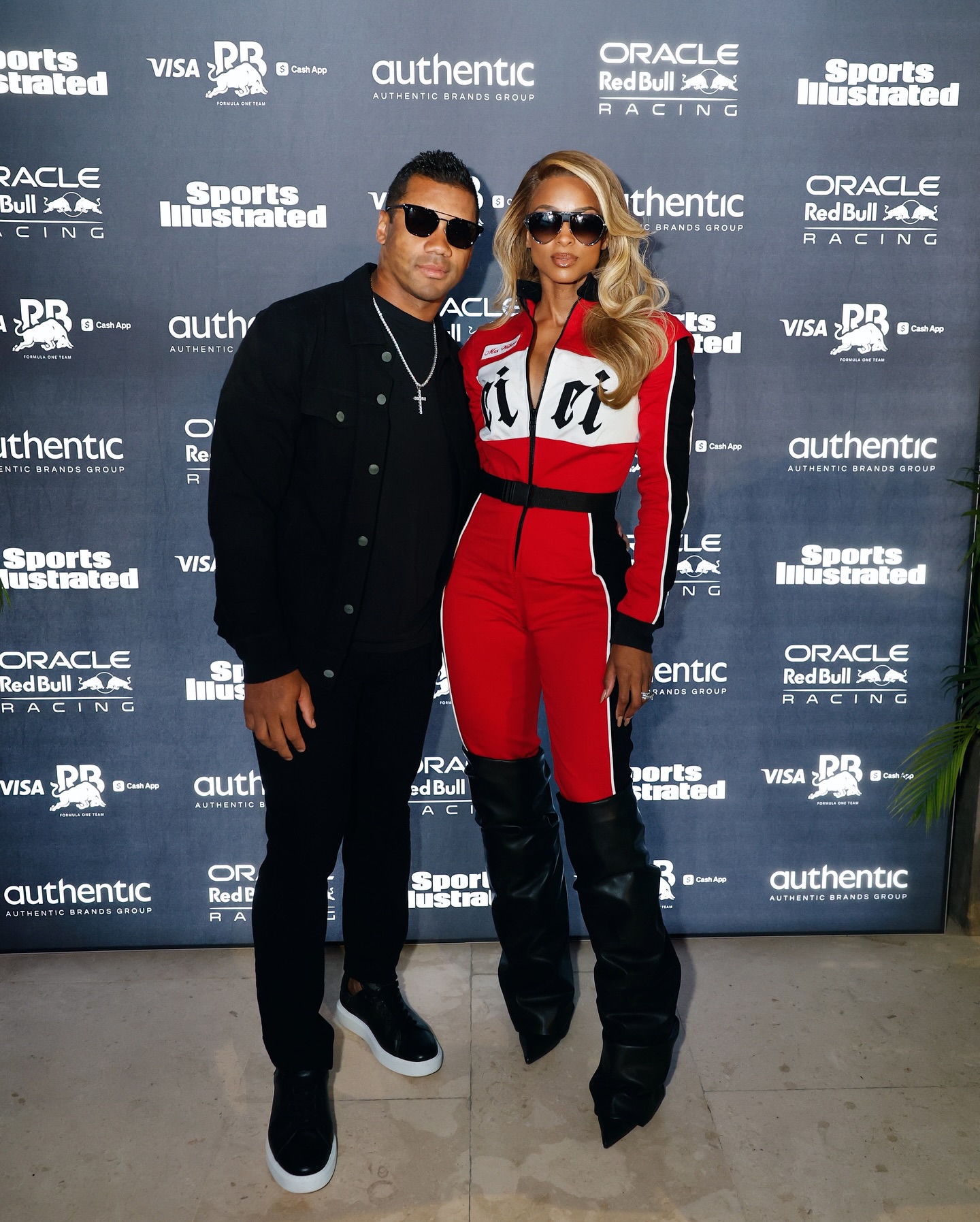 Russell Wilson Co-Hosts Miami Event With Ciara Co-hosting in Miami, Russell Wilson and Ciara blend sports, glamour, and dynamic energy.!!