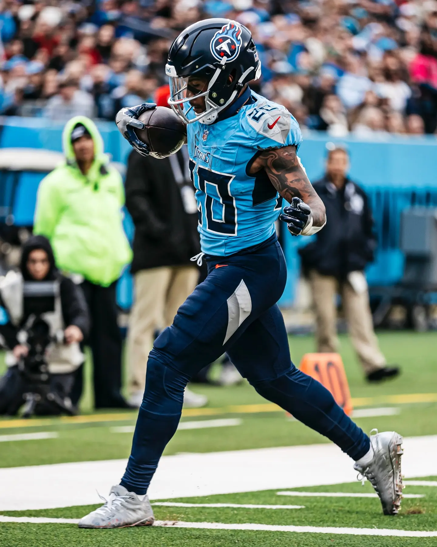 Titans Unveil Candid Team Moments